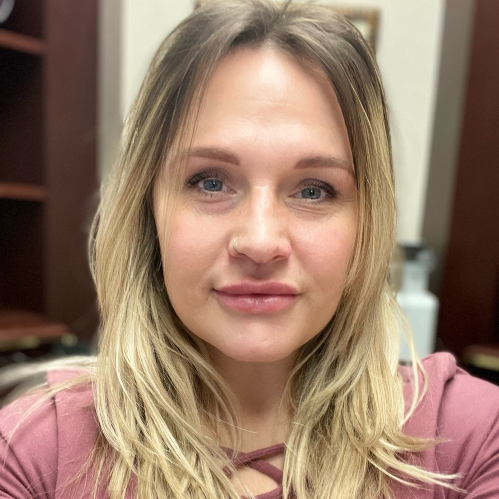 Meet your Posher, Candace